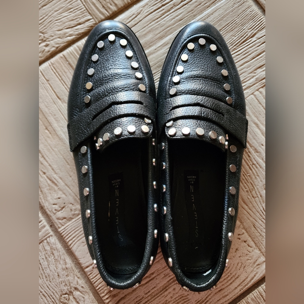 Steve Madden Shoes - Picture 2 of 7